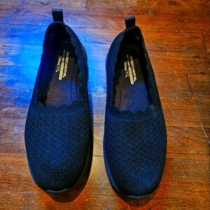 Skecher's Arya Slip-on Shoes